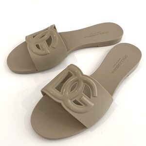 DOLCE & GABBANA - ‘NEW’ Rubber Slides - Beige - Size 9US
